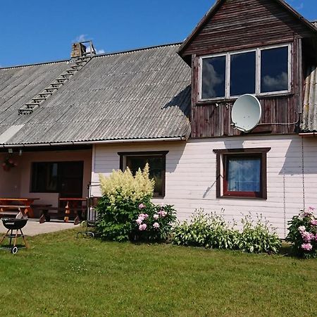 Dzivoklis Pirmie Zalmezi Appartement Jurkalne Buitenkant foto